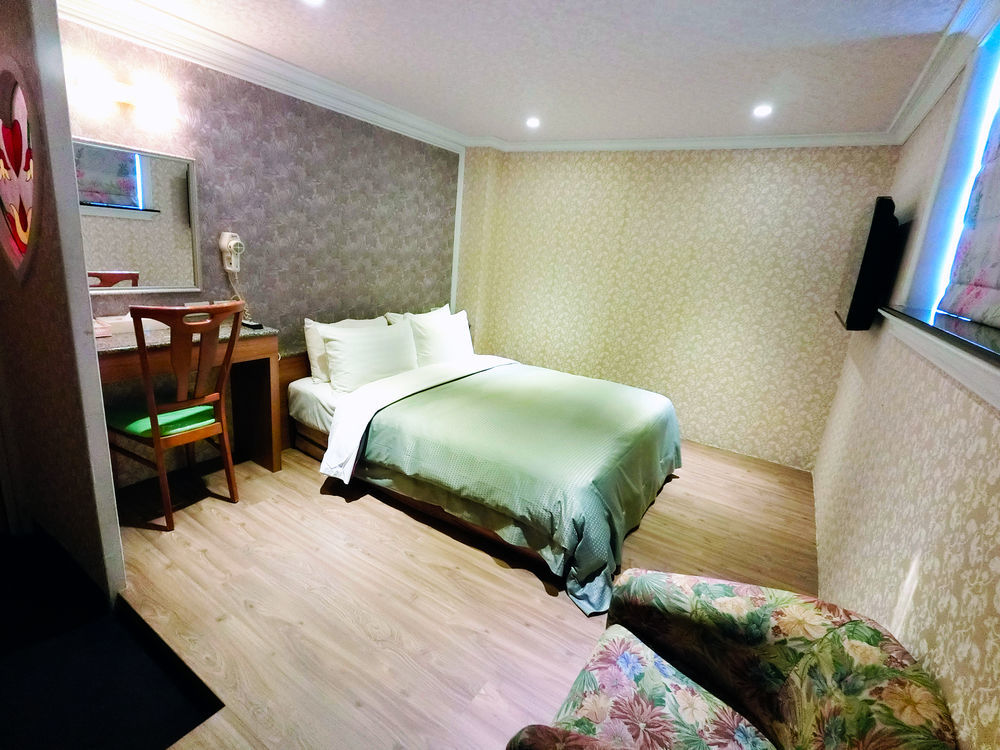 Nice Hotel Tajpej Kültér fotó