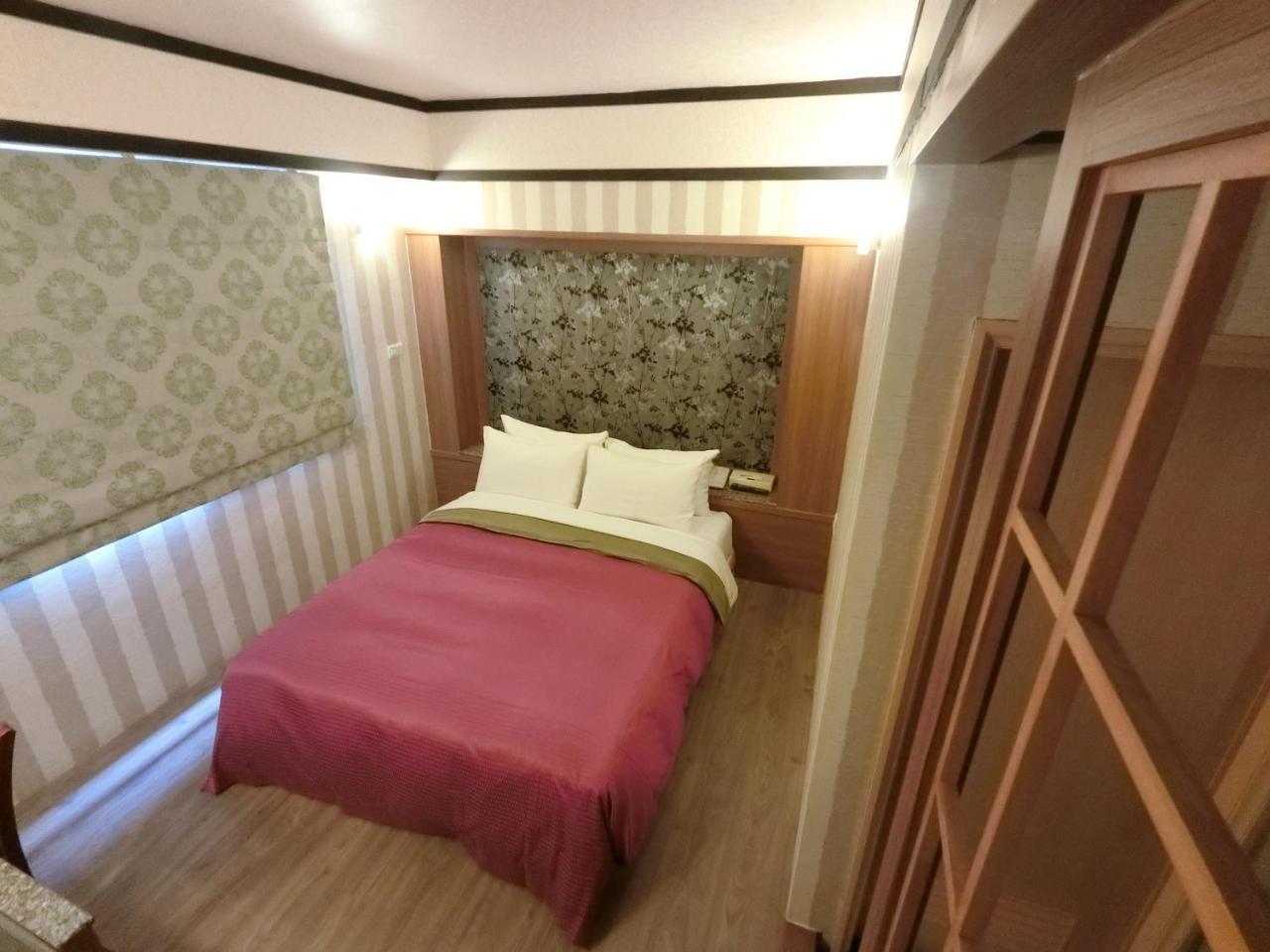 Nice Hotel Tajpej Kültér fotó